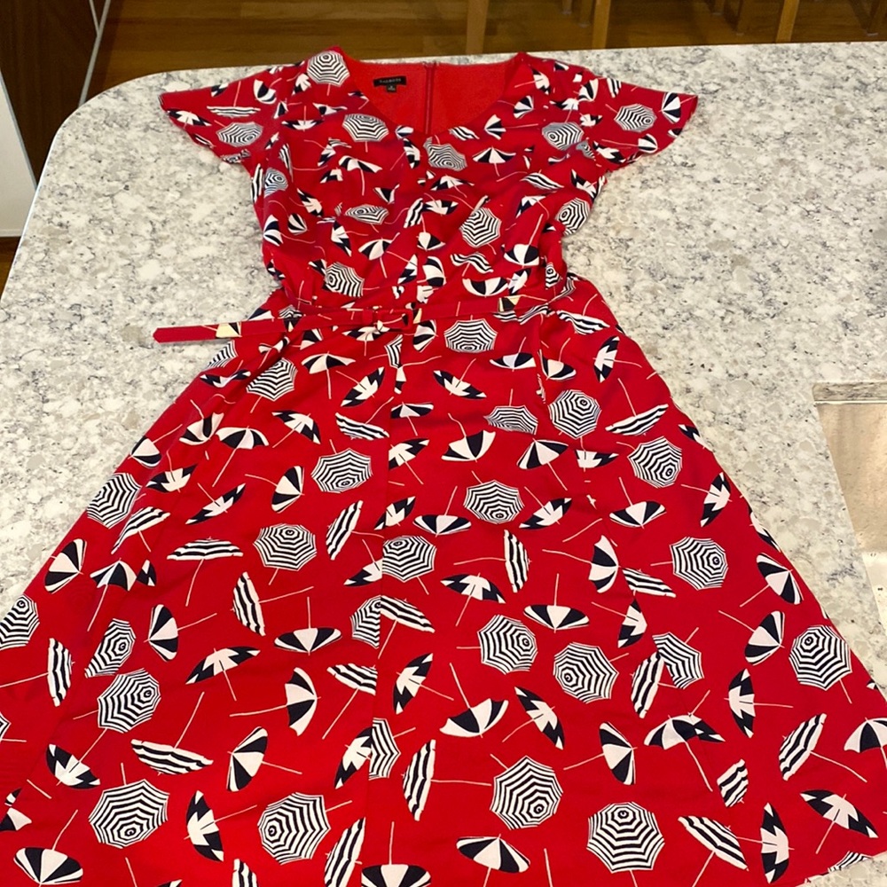 Like new Talbots umbrella print dress